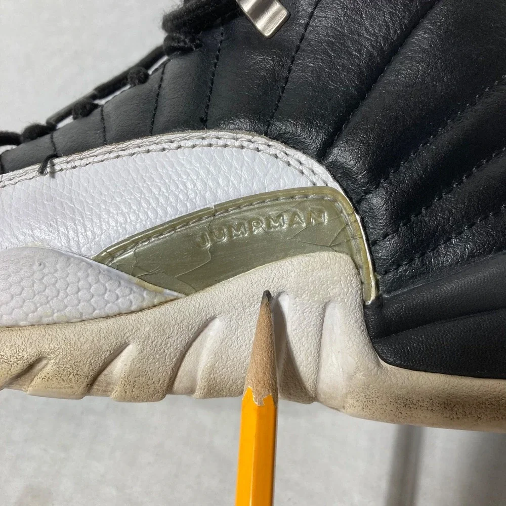 Nike Air‎ Jordan 12 Retro Size 5.5Y (Women's 7.5)